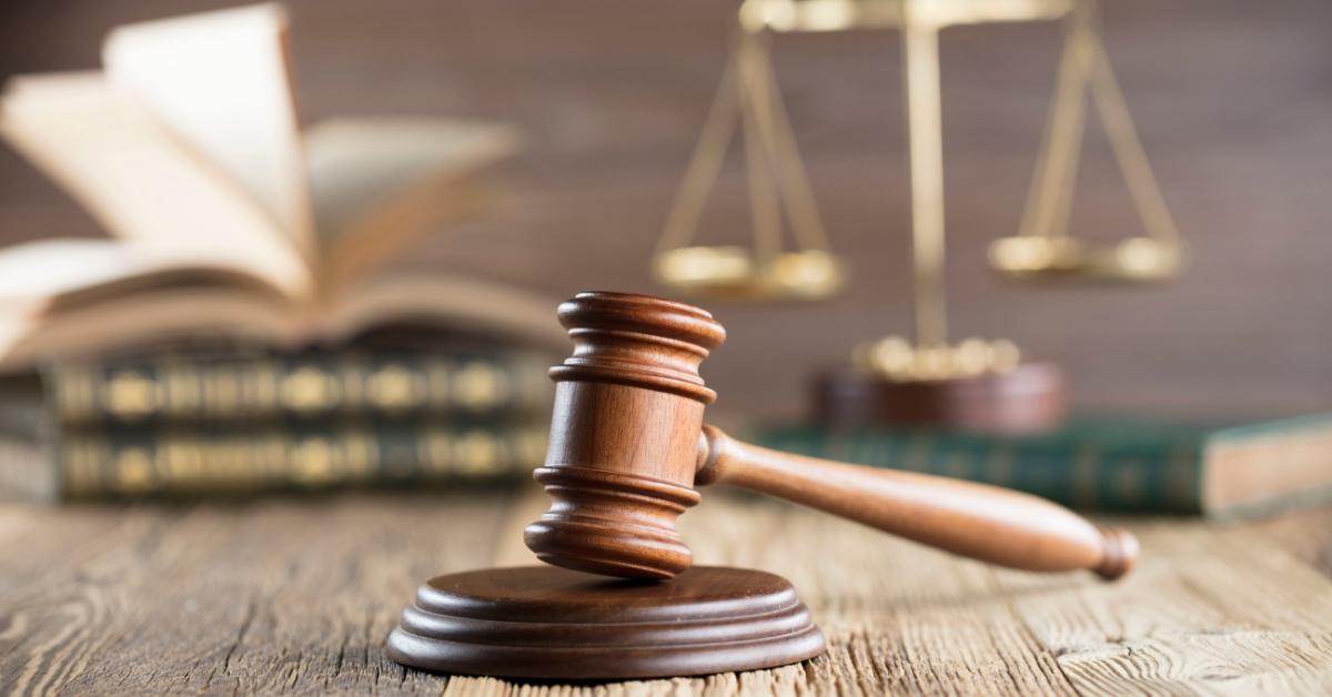 Navigating Legal Considerations and Safety ⁣Measures for Users
